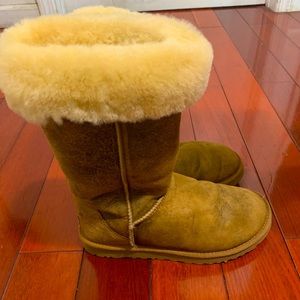Ugg winter boots size 7